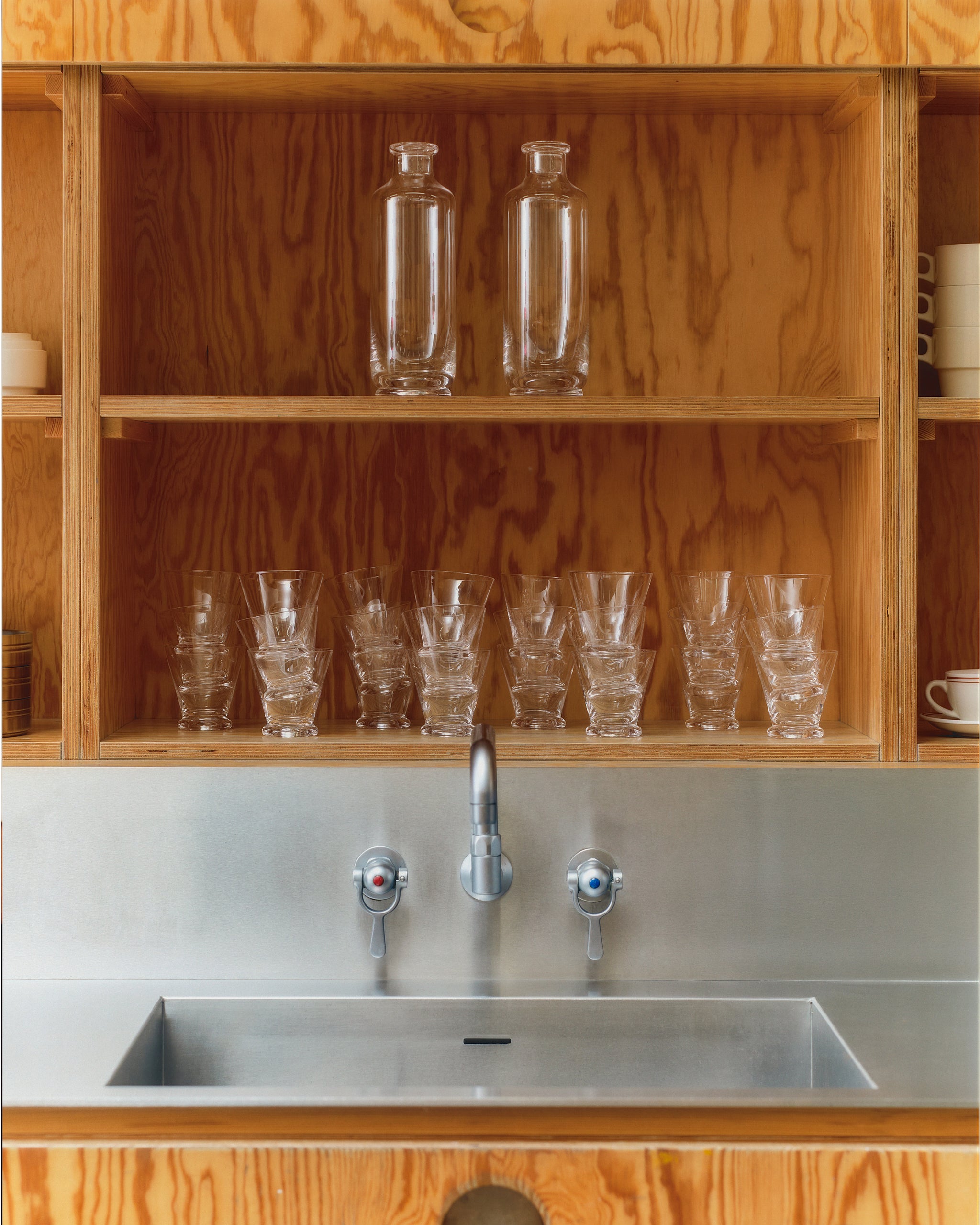 Walter 04 - Carafe / Set of 6